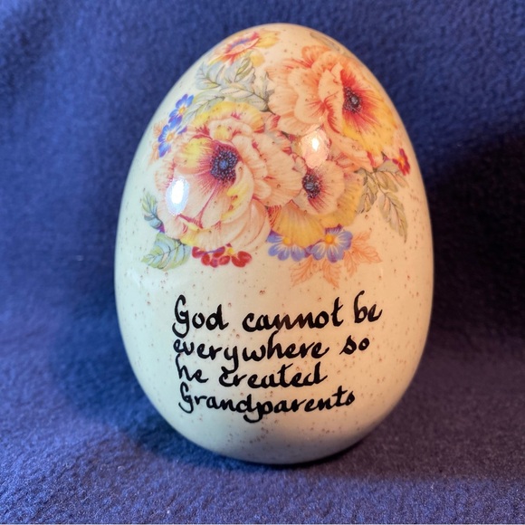 Vintage Ceramic Grandparents Egg - Picture 1 of 4